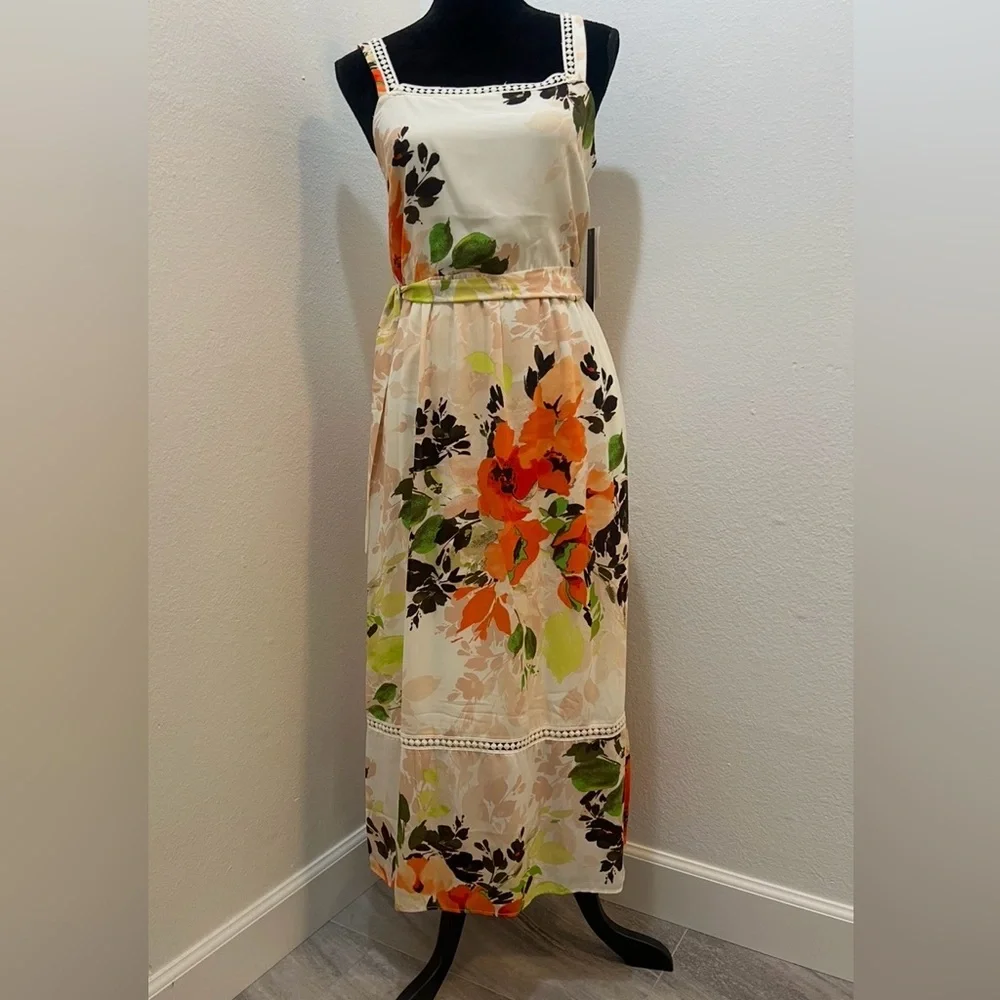Nicole Miller Studio Floral Fit Sheath Dress Size 6 - Picture 1 of 5